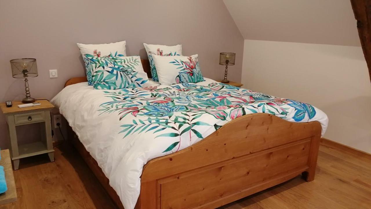 L'Amalgam' Bed & Breakfast Ainay-le-Vieil Exterior foto
